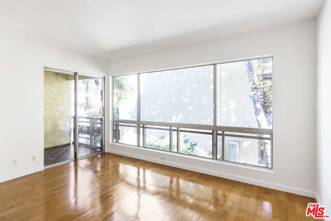 6275 Canterbury Dr Unit: 202