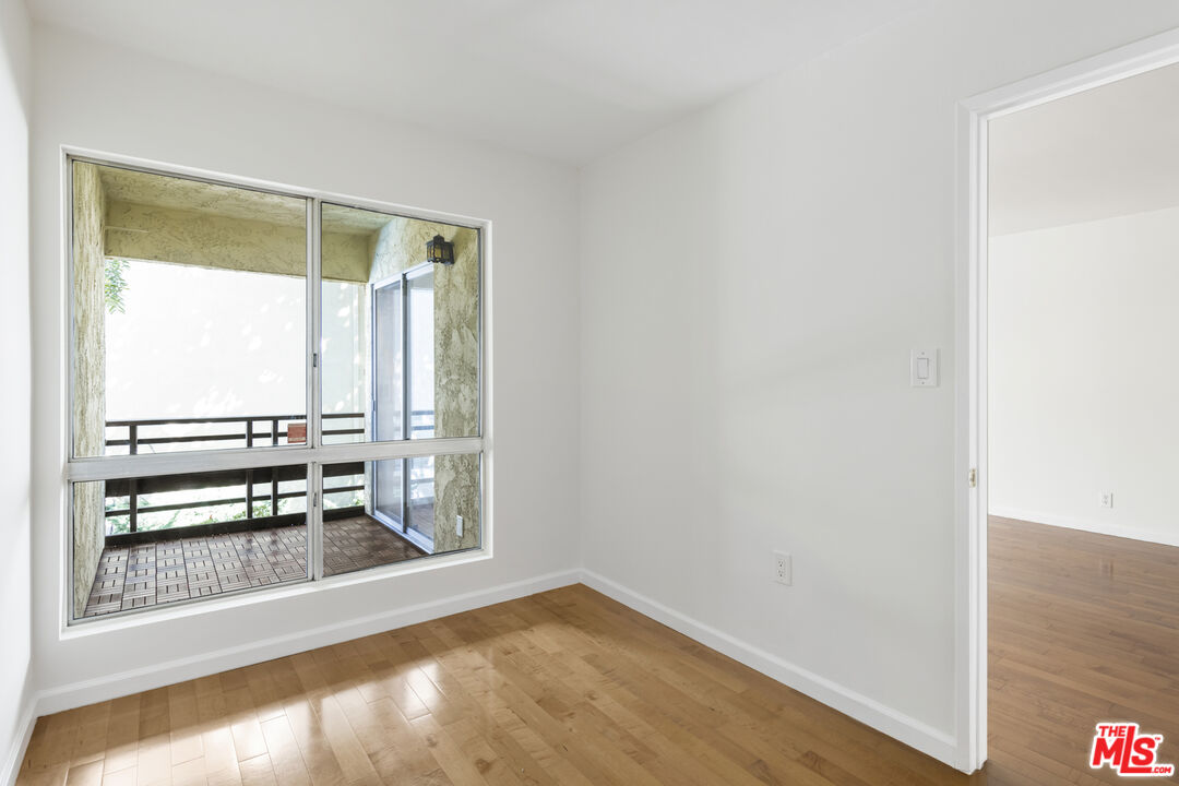 6275 Canterbury Dr Unit: 202