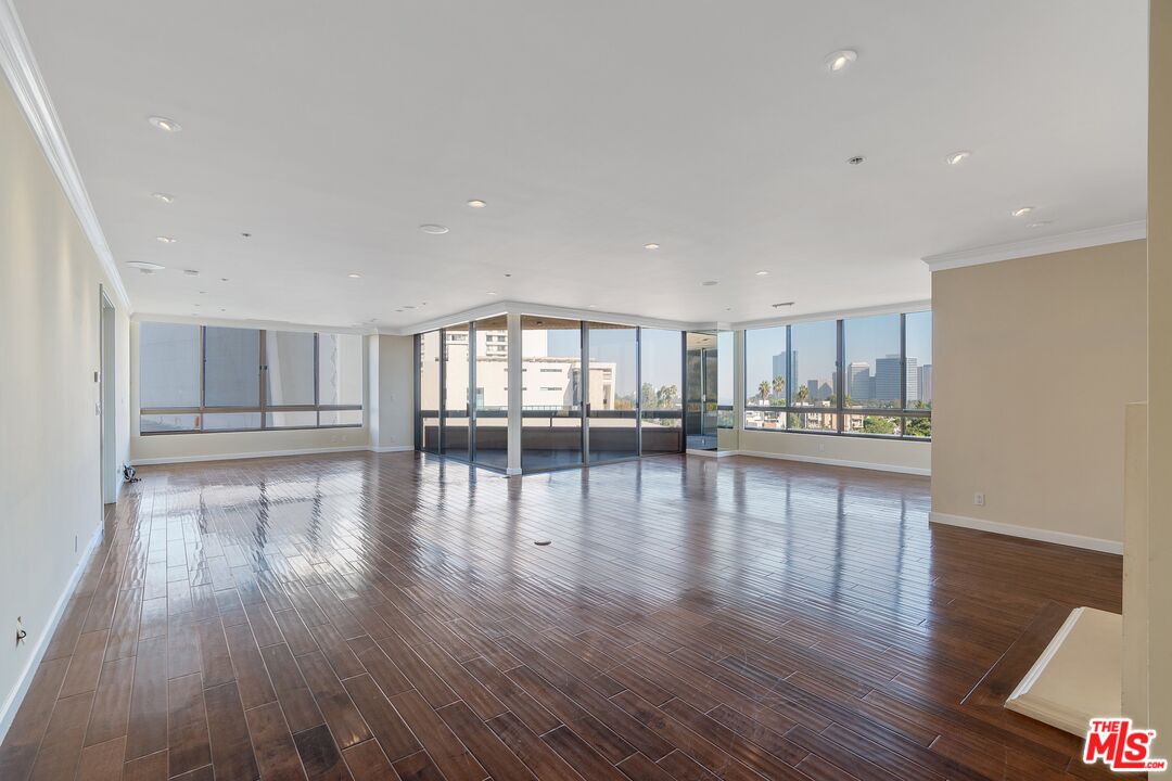 10430 Wilshire Blvd Unit: 504