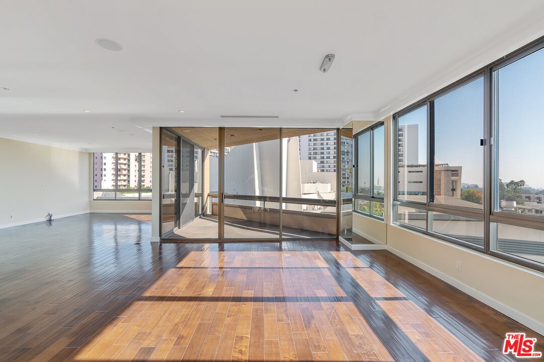 10430 Wilshire Blvd Unit: 504
