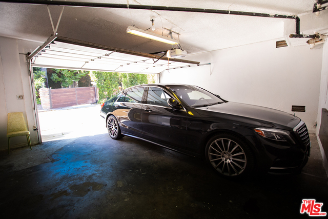 2410 BENEDICT CANYON DR