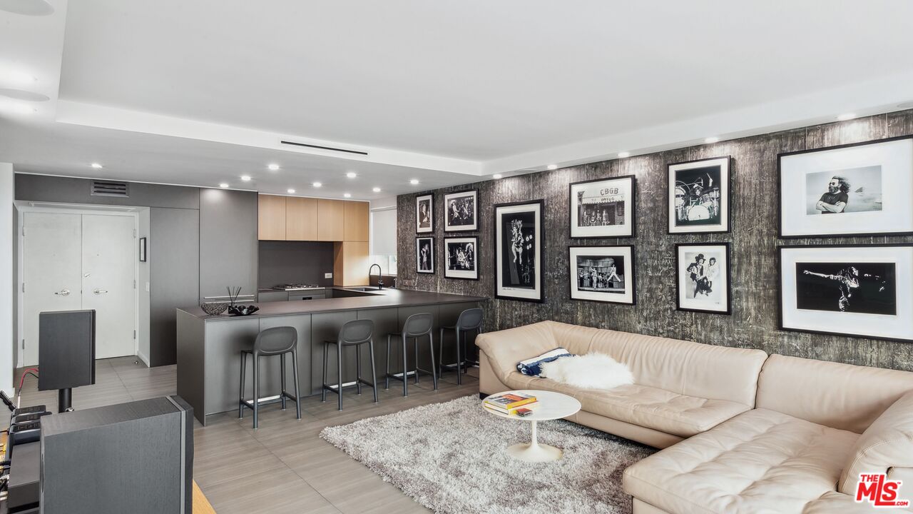 8787 SW Shoreham Dr Unit: 805