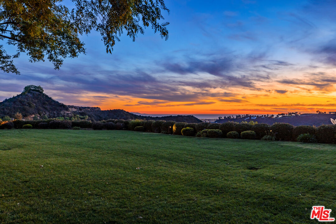 11 Beverly Ridge Ter