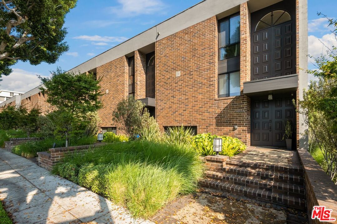 9301 Burton Way Unit: A