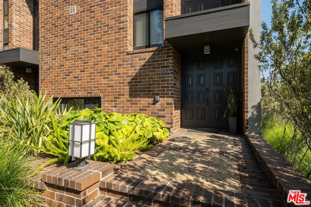 9301 Burton Way Unit: A