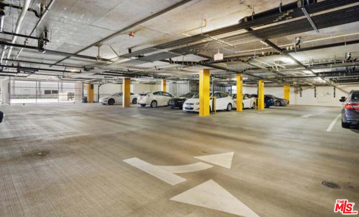 436 S Virgil Ave Unit: 309