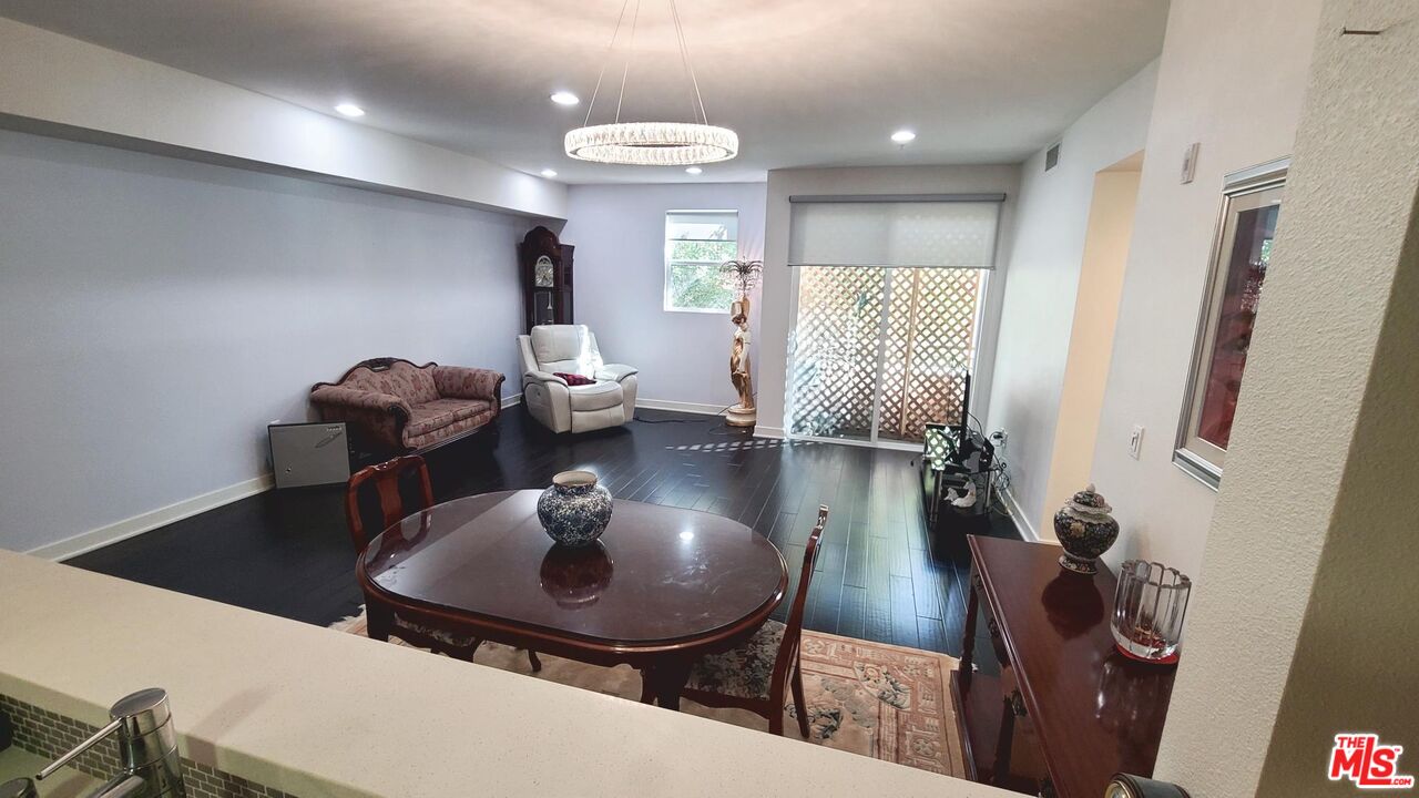 436 S Virgil Ave Unit: 309