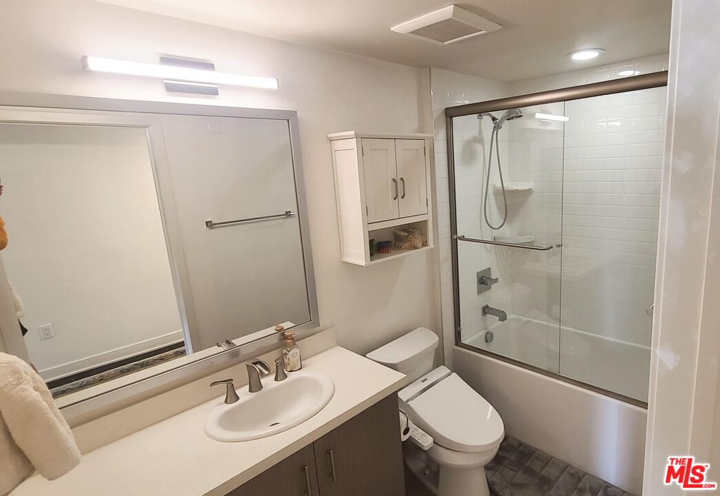 436 S Virgil Ave Unit: 309