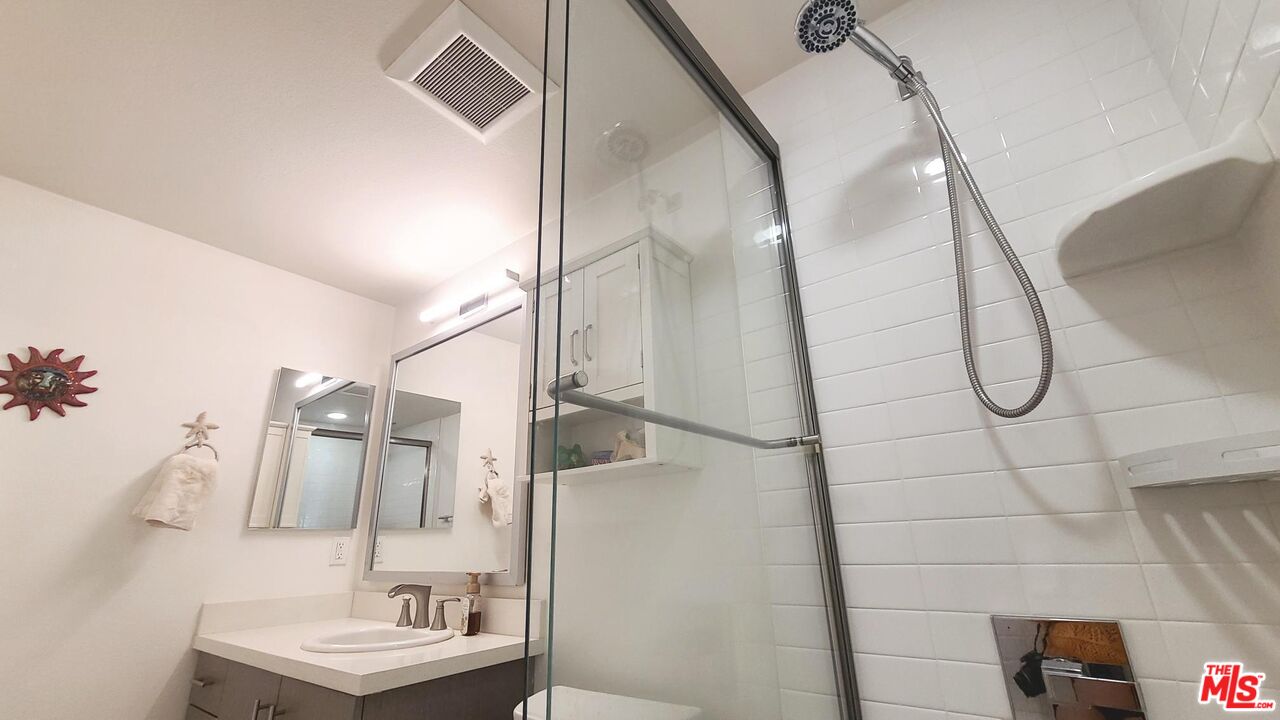 436 S Virgil Ave Unit: 309