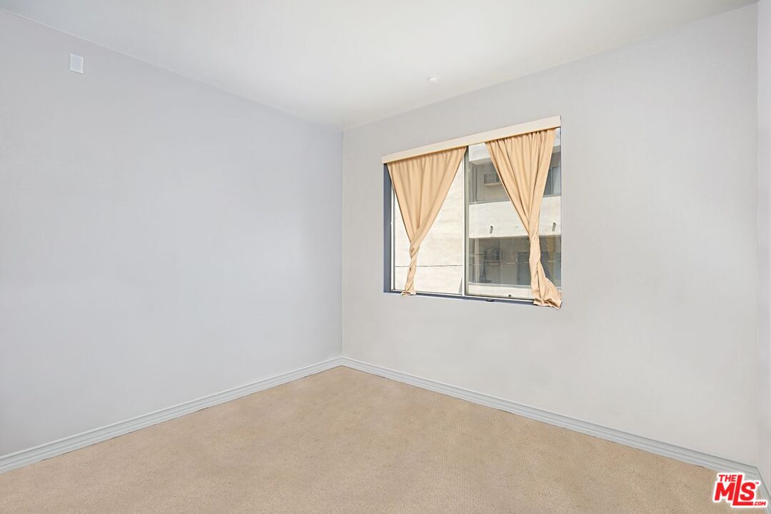 415 S Willaman Dr Unit: 201