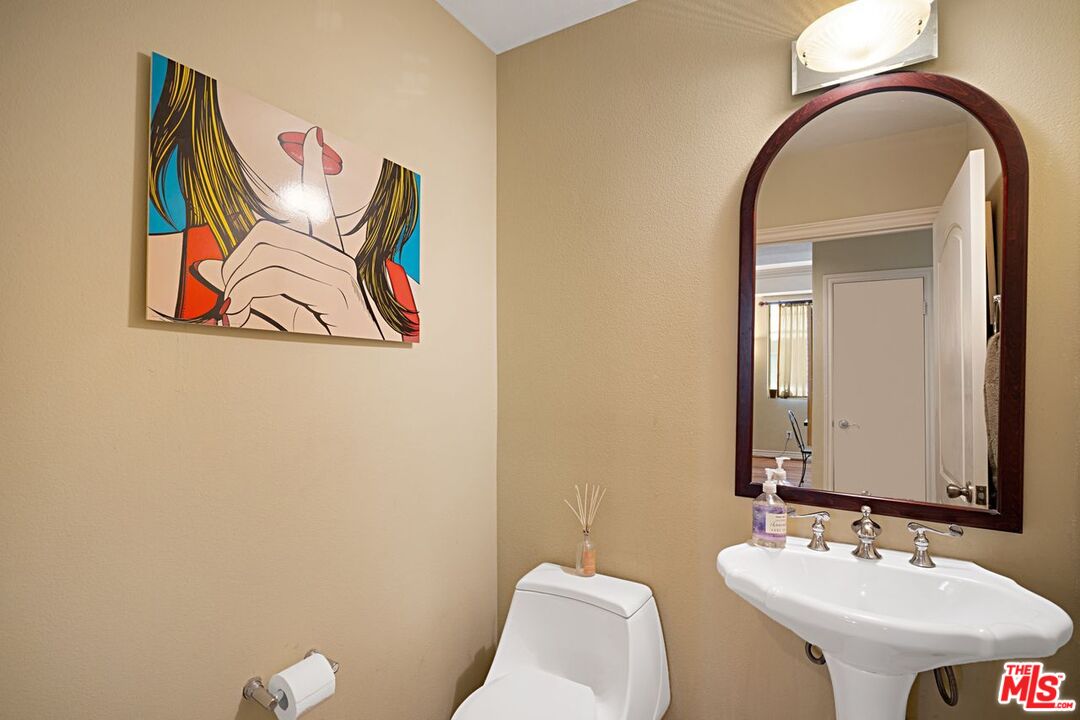 415 S Willaman Dr Unit: 201