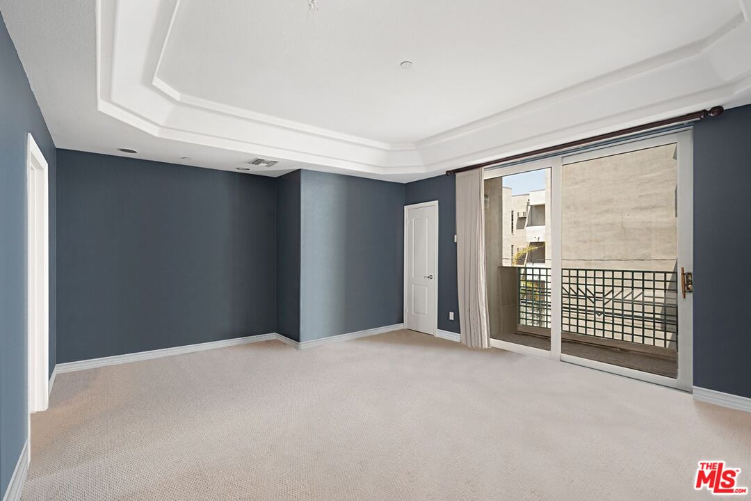 415 S Willaman Dr Unit: 201