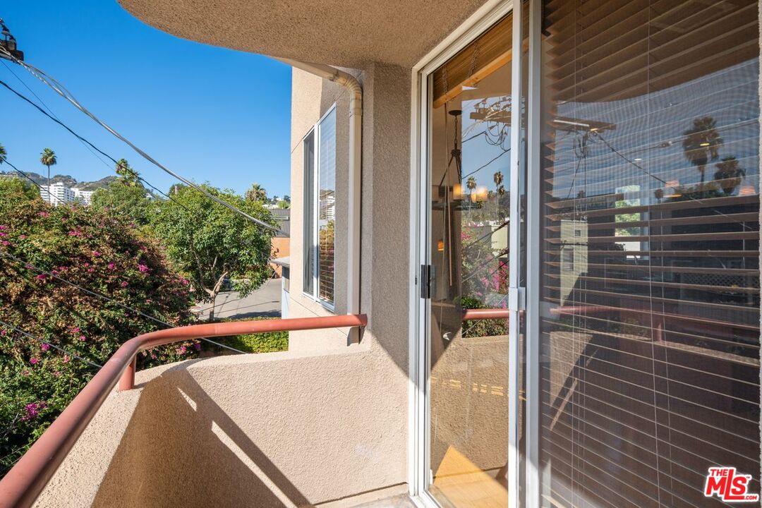 1425 N Detroit St Unit: 301