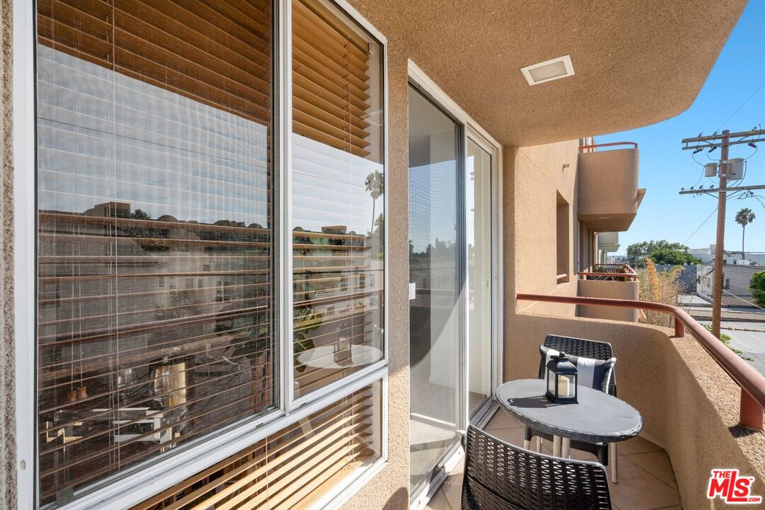 1425 N Detroit St Unit: 301