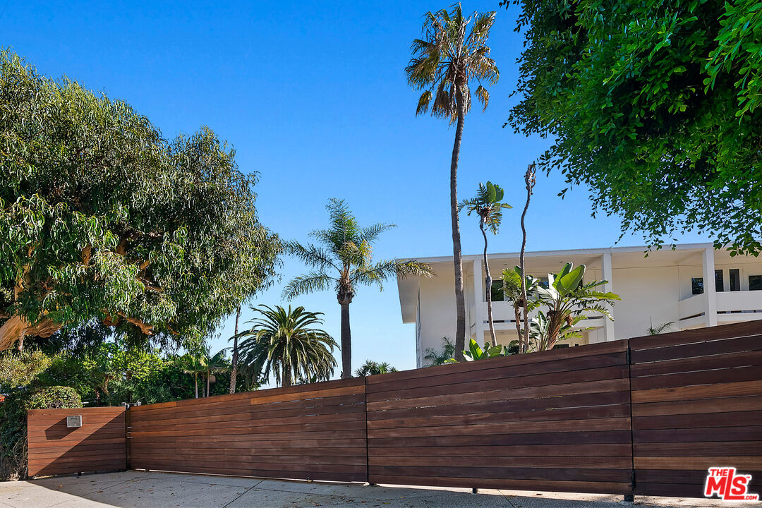 27400 Pacific Coast Hwy Unit: 8