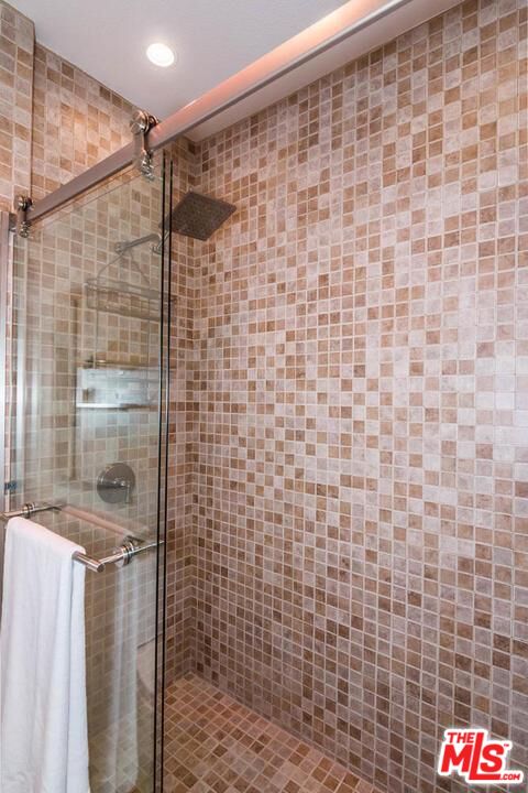 221 S Gale Dr Unit: 107