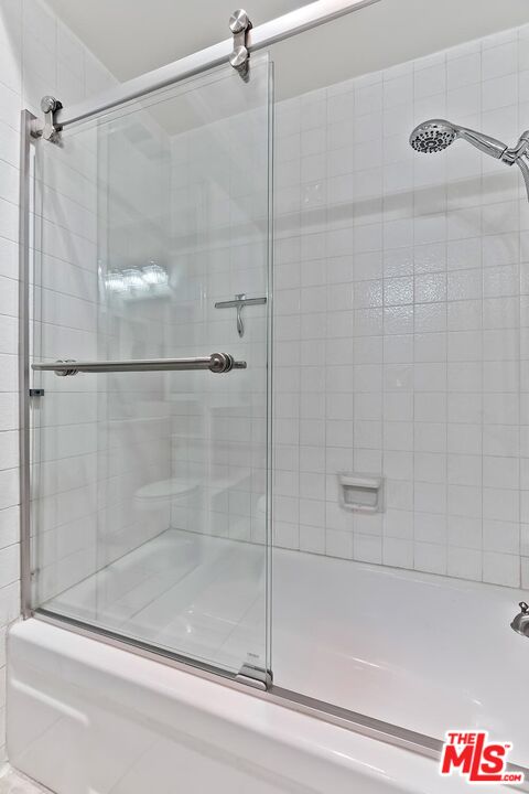 221 S Gale Dr Unit: 107