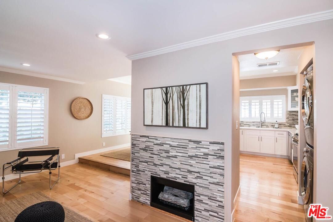 221 S Gale Dr Unit: 107