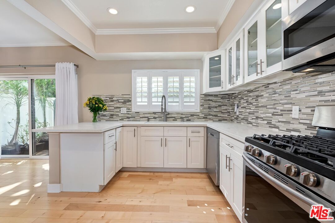 221 S Gale Dr Unit: 107