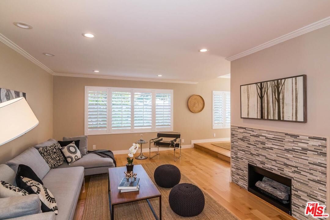 221 S Gale Dr Unit: 107