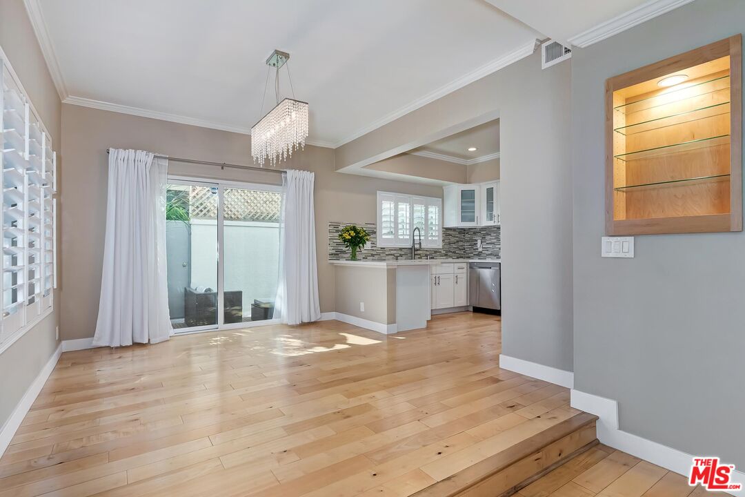 221 S Gale Dr Unit: 107