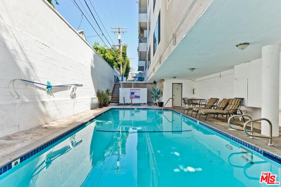 221 S Gale Dr Unit: 107