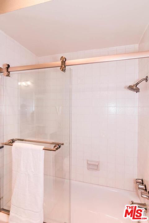 221 S Gale Dr Unit: 107