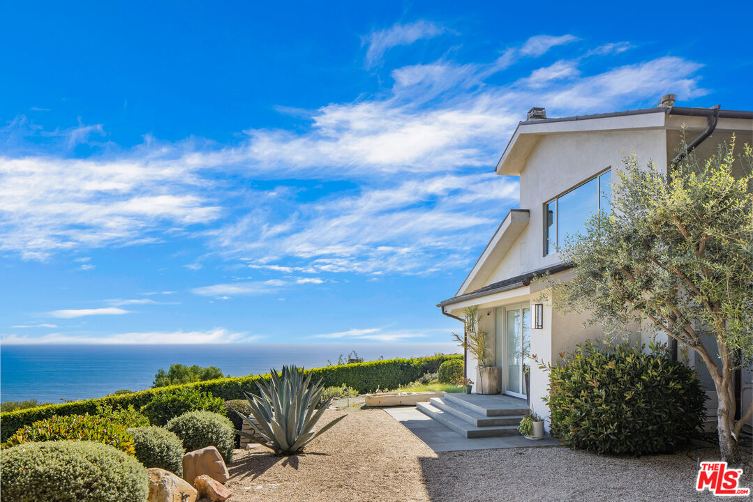 22407 Carbon Mesa Rd