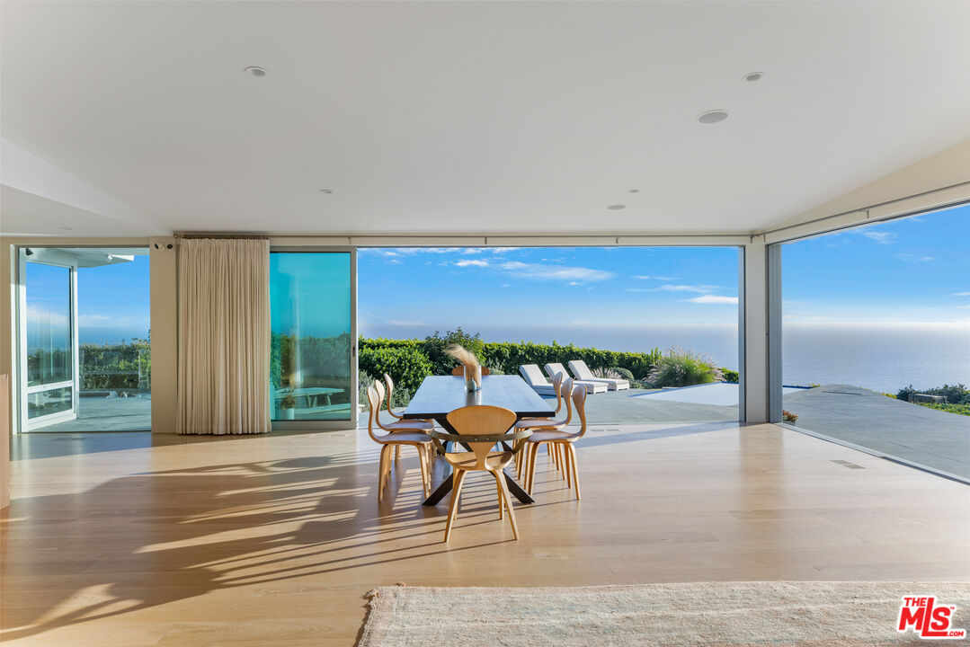 22407 Carbon Mesa Rd