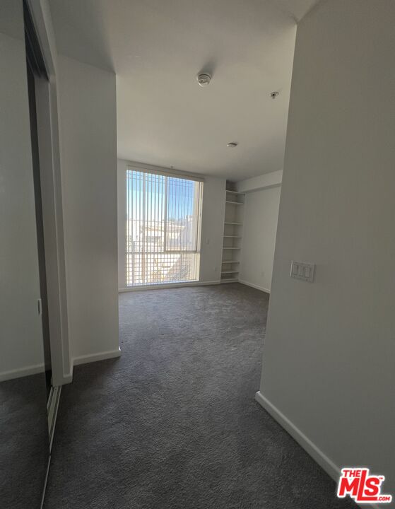 10911 Wellworth Ave Unit: 3B