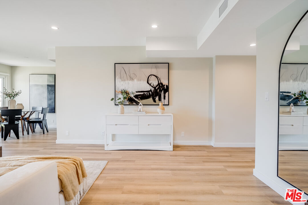 1470 Rexford Dr Unit: 201