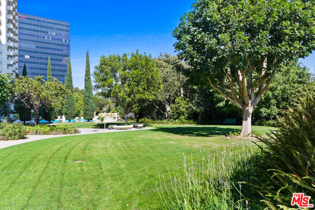 2160 Century Park Unit: 605