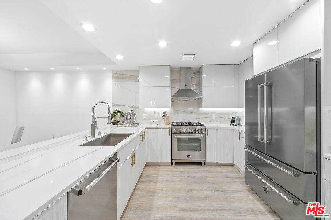 6463 Zuma View Pl Unit: 167