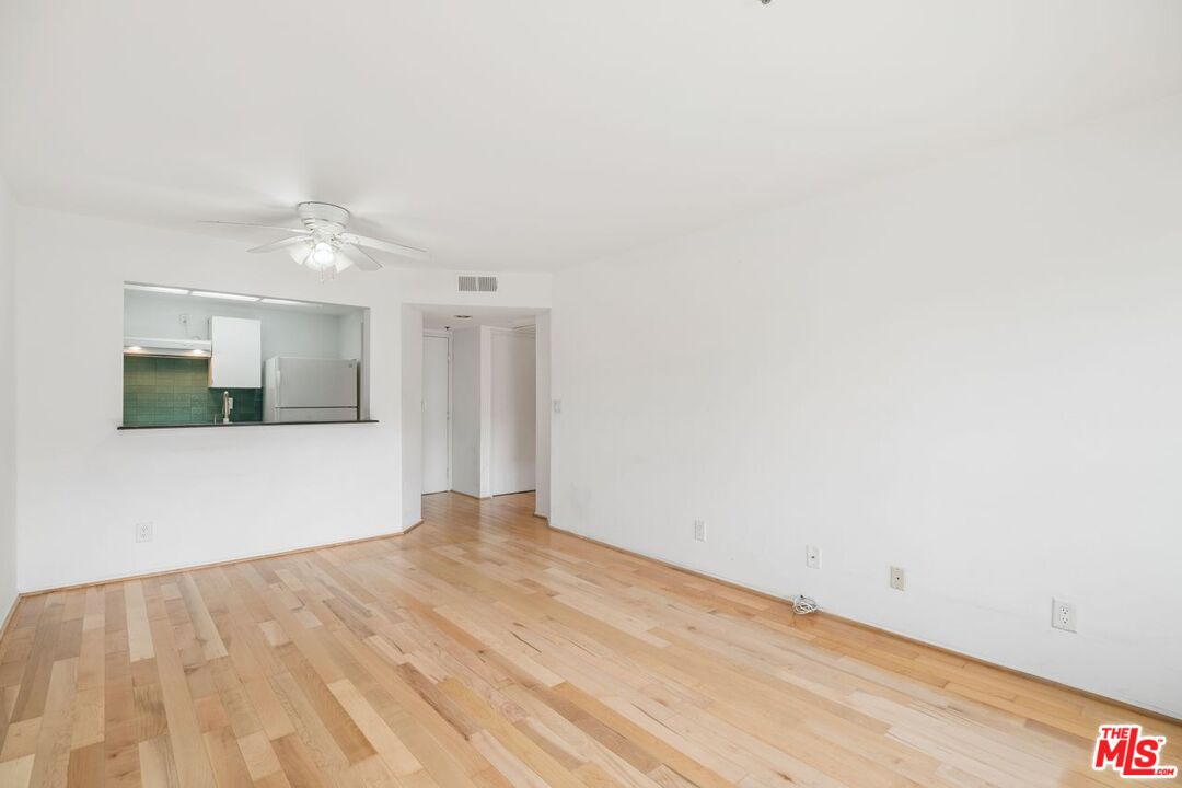 501 Palisades Dr Unit: 319