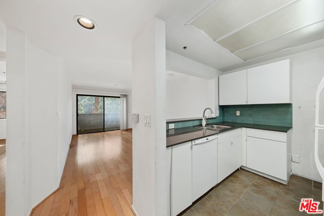 501 Palisades Dr Unit: 319