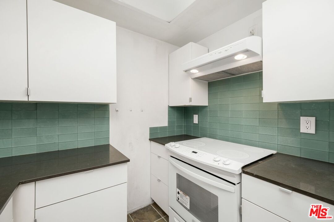 501 Palisades Dr Unit: 319