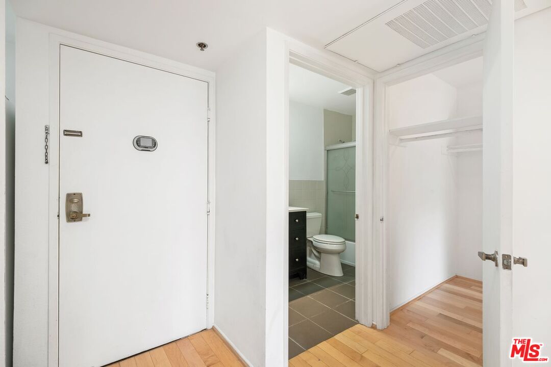 501 Palisades Dr Unit: 319