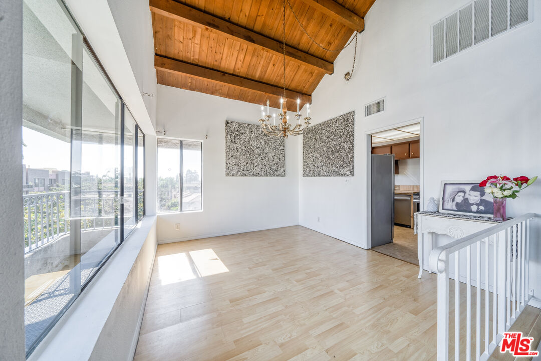 221 S Gale Dr Unit: 407