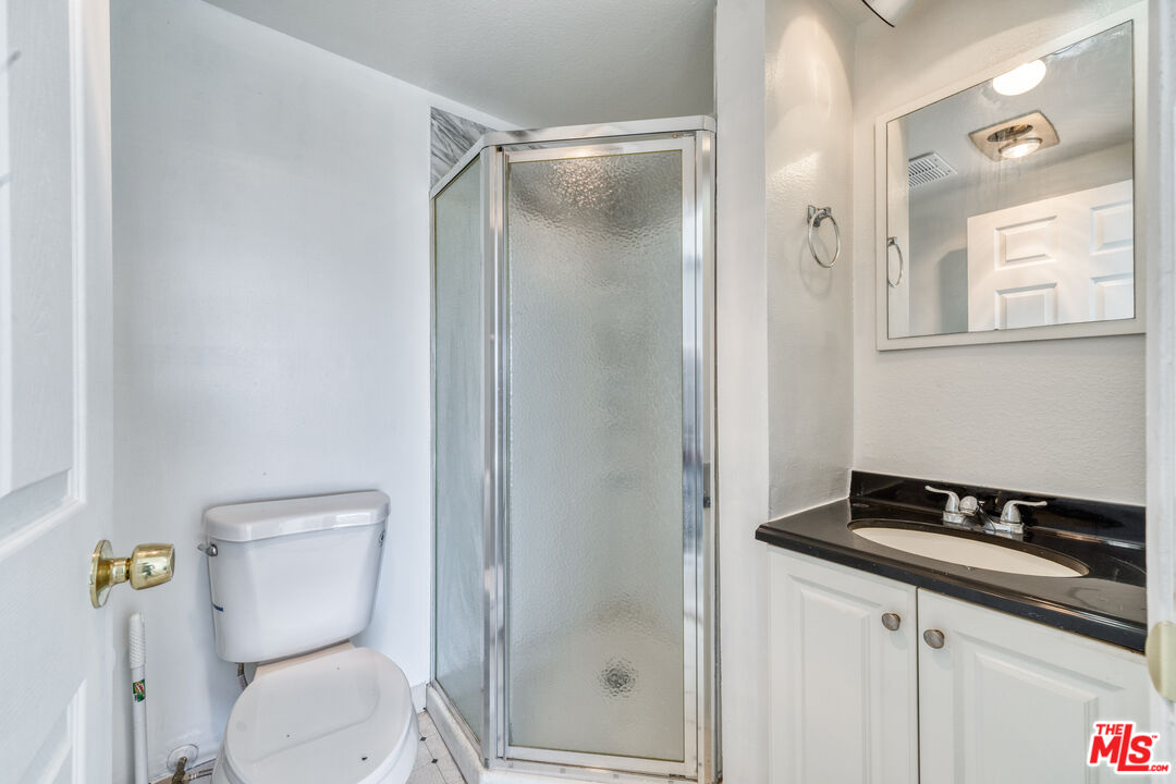 221 S Gale Dr Unit: 407