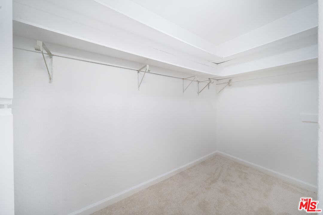 221 S Gale Dr Unit: 407