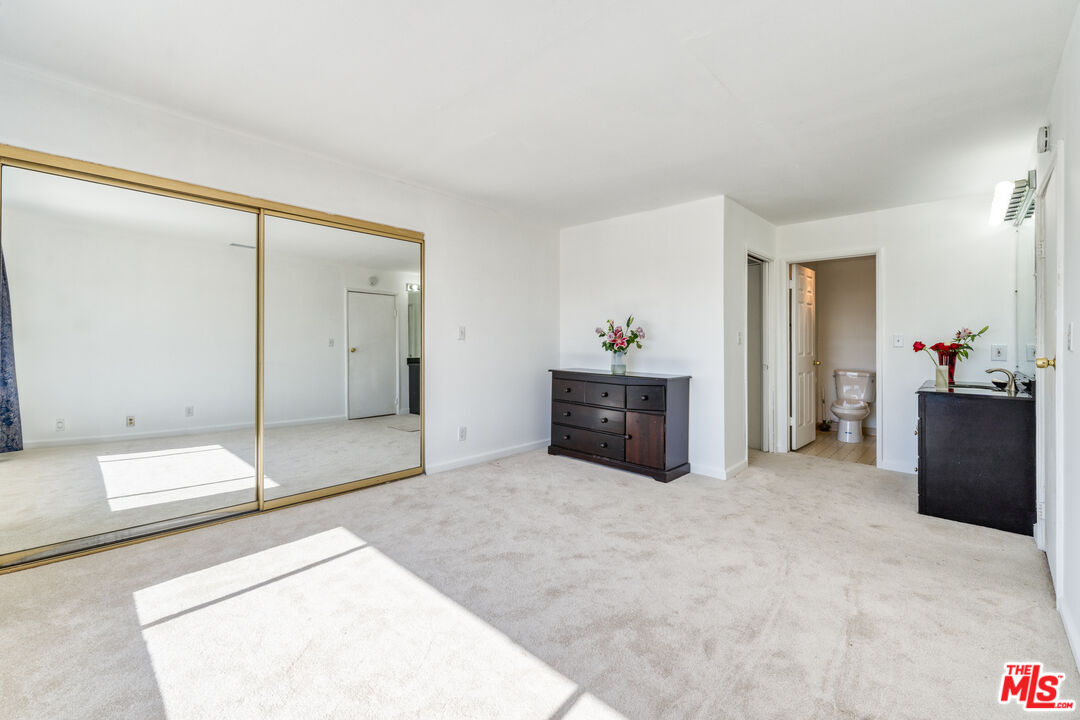 221 S Gale Dr Unit: 407