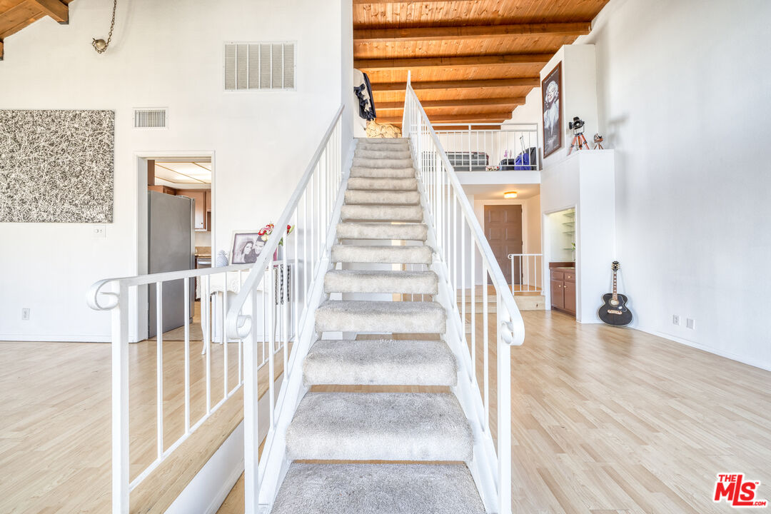 221 S Gale Dr Unit: 407