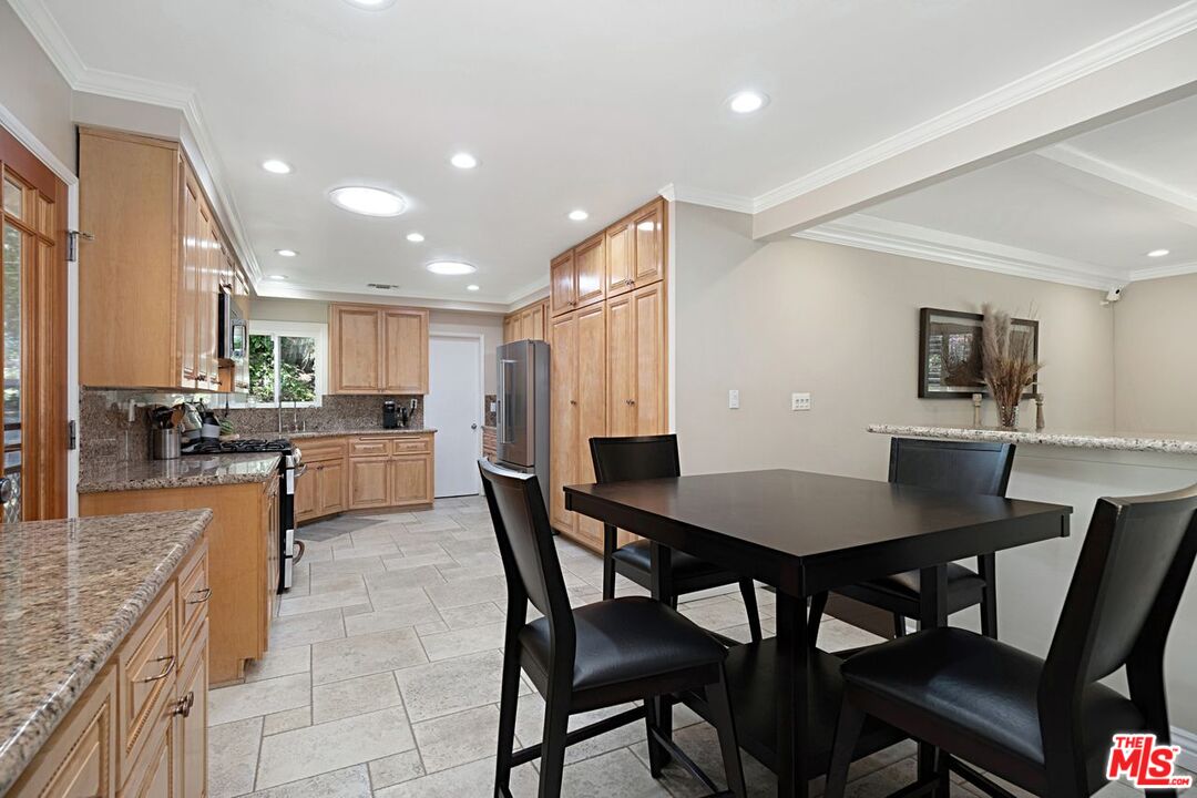 3632 Valley Meadow Rd