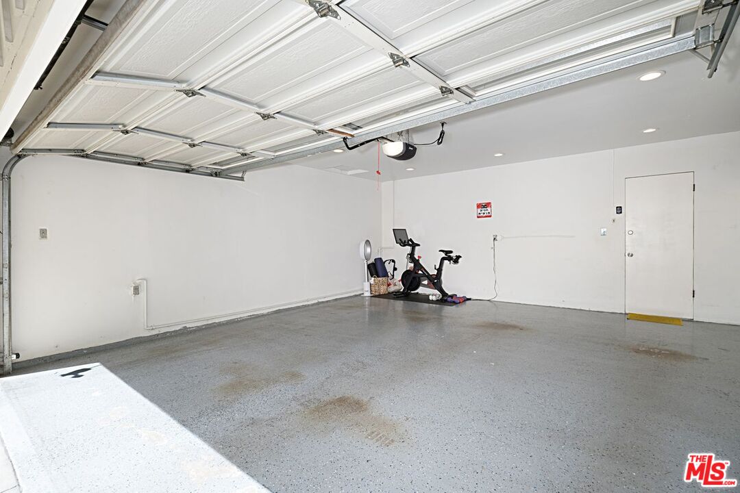 3632 Valley Meadow Rd