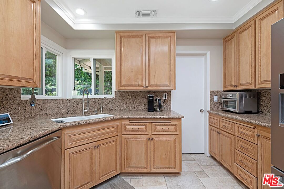 3632 Valley Meadow Rd