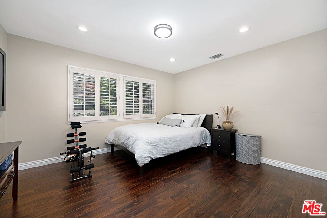 3632 Valley Meadow Rd