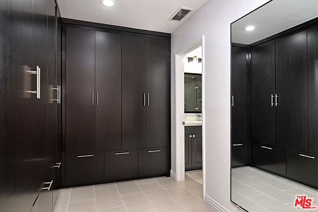 3632 Valley Meadow Rd