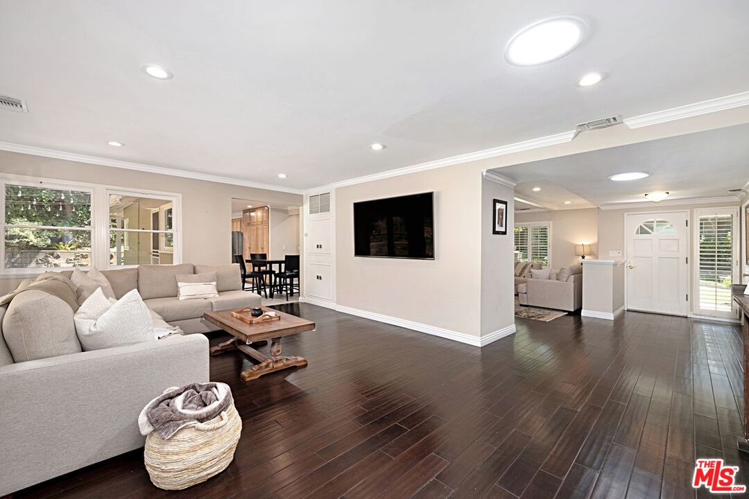 3632 Valley Meadow Rd