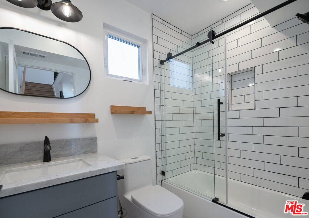 1435 S Crescent Heights Blvd