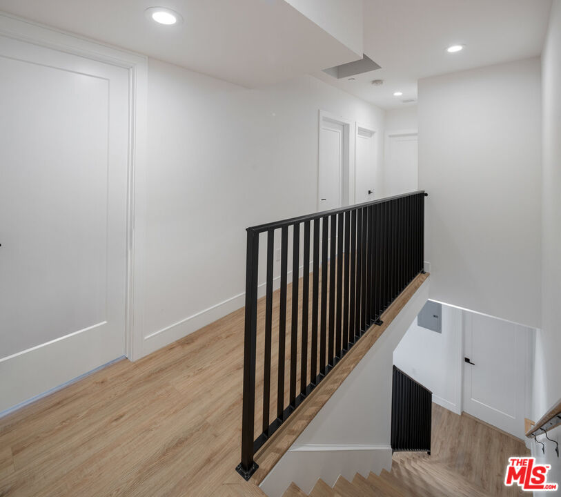 1435 S Crescent Heights Blvd